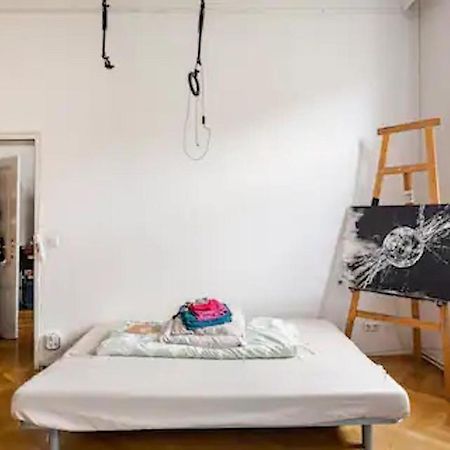Fro-Media - Streetside Room 2 - Community Space Відень Екстер'єр фото